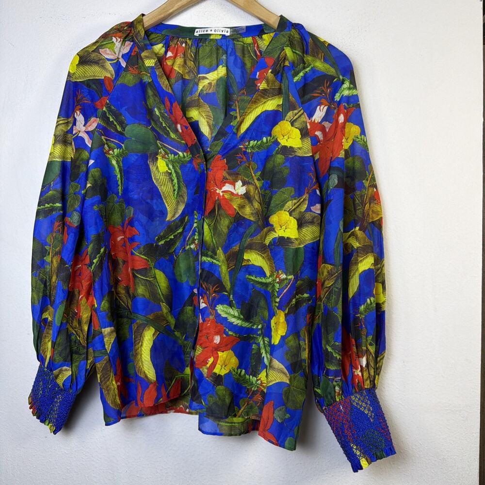 ALICE + OLIVIA Ladies Blue tropical Floral Smocked silk blend Blouse medium - Picture 7 of 13